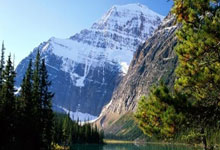 熊猫tv：罗德里：2023年欧冠决赛，瓜帅中场花了10分钟让我们寻找空位球员.